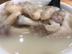 -雷祖芳老妈蹄花店