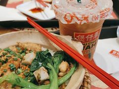 -华记煲仔华·煲仔饭(市桥易发店)