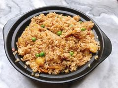 铜锅牛肝菌土豆炒饭-蔼若春.传承三十年云南菜(金碧公园店)