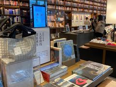 -茑屋书店(天目里店)