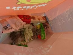 -来伊份1038(新村路三店)