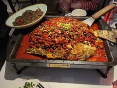 香辣味烤鱼-江边城外烤全鱼(世茂广场店)