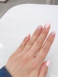 -七彩虹美甲美睫 半永久