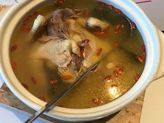 石耳炖肥西老母鸡汤-同庆楼(金宝汇店)