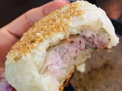 鱼肉烧饼-Local泰莲庭(虹鳟鱼店)