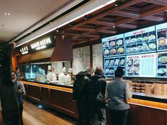 -八府香鸭·啫啫煲(华山路店)