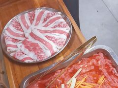 -洱火云南酸菜牛肉火锅(石景山当代商城店)