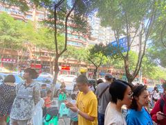 -洪霞餐馆