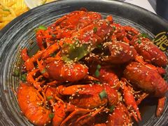 -肥肥虾庄·金牌油焖大虾(汉街SKP店)