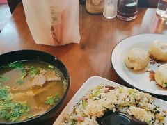 -舒蔡记生煎菜饭(云南中路店)