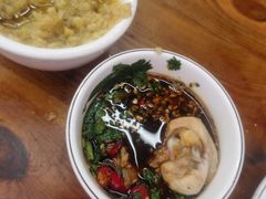 -广味炭炉鸡煲(宝业路分店)