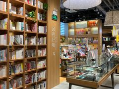 -百新书局(尚悦湾店)