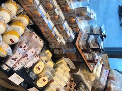 -皇冠幸福里动物奶油生日蛋糕(万达店)