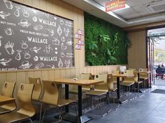 -华莱士·全鸡汉堡(海口政法学院店)