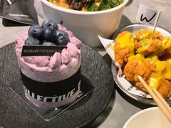 -W COLLECTIVE  DESSERT SHOP
