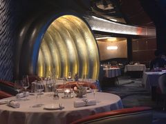 -迪拜帆船酒店海底餐厅