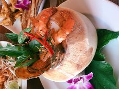 -Chom Cafe and Restaurant