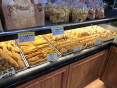 花生合桃酥-赞记龙凤礼饼(广州市二宫向群宾馆店)