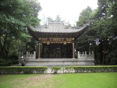 -汇龙潭