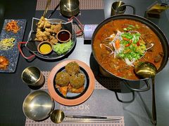 辛牛骨火锅-KCOOKING概念韩餐(世茂52+店)