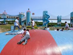 -季高兔窝窝亲子园(上海薰衣草公园店)