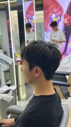 -藤野造型烫发染发