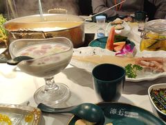 -椰子湾·海南火锅·糟粕醋·椰子鸡(正大广场店)