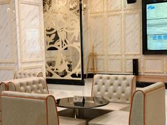 -皇马纯KTV·量贩·聚会(民治店)