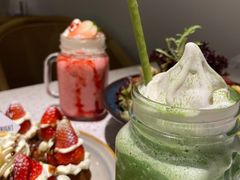 草莓忌廉华夫饼-BE BRIGHT KITCHEN(正佳广场店)