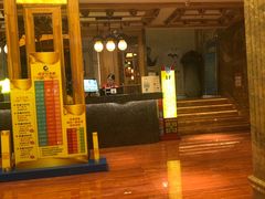 -汉宫汤泉汗蒸洗浴(五四广场店)
