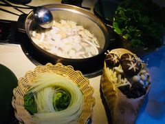 -狐狸爱上椰子鸡(滨江星光大道店)