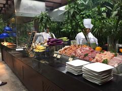 -三亚湾海居铂尔曼度假酒店