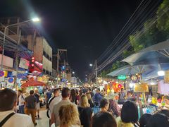 -周日夜市