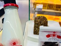 -红星前进面包牛奶公司(君太店)