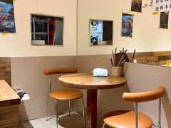 -粉八·云南米线·建水烧烤(常熟路店)