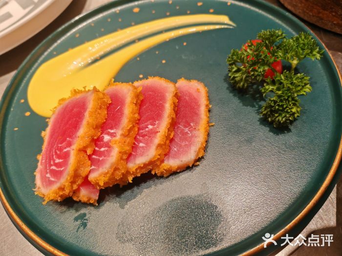 猛古里烤肉自助(荟聚中心店)嫩烤金枪鱼图片