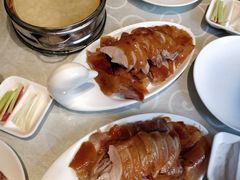 -湖庭壹品鸭王·传统北京烤鸭·别墅私房菜·庭院宵夜(江宁店)