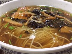 -朱鸿兴面馆(镇湖店)