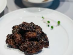 沪市牛肉粒-屋里厢上海菜馆