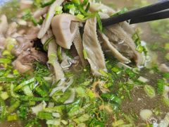 -泉儿头杂碎(杂碎师大店)