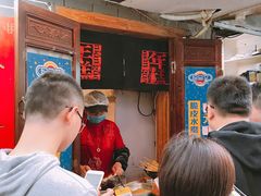-玛马艾脆皮水磨年糕(湖北路87-89小区店)