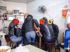 -黄阿姨锅贴大王(万航渡路店)