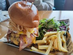 Ricci稻草人双层牛肉汉堡-Ricci睿奇美式餐厅(五道口店)
