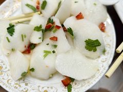 -伊源鼎盛餐饮服务有限公司