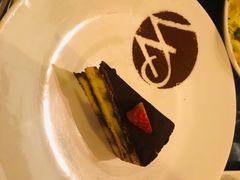 -WOLFGANG PUCK KITCHEN & BAR(迪士尼小镇店)