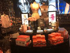-Victoria's Secret(杭州湖滨银泰in77店)