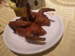 招牌烤乳鸽-石岐佬中山菜馆(张溪店)