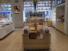 面包甜点陈列柜-好利来(南京路一店)