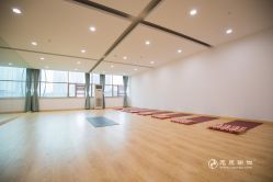 -元泉瑜伽培训学院