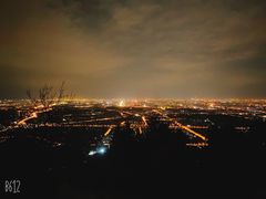 -鬼笑石后山停车场